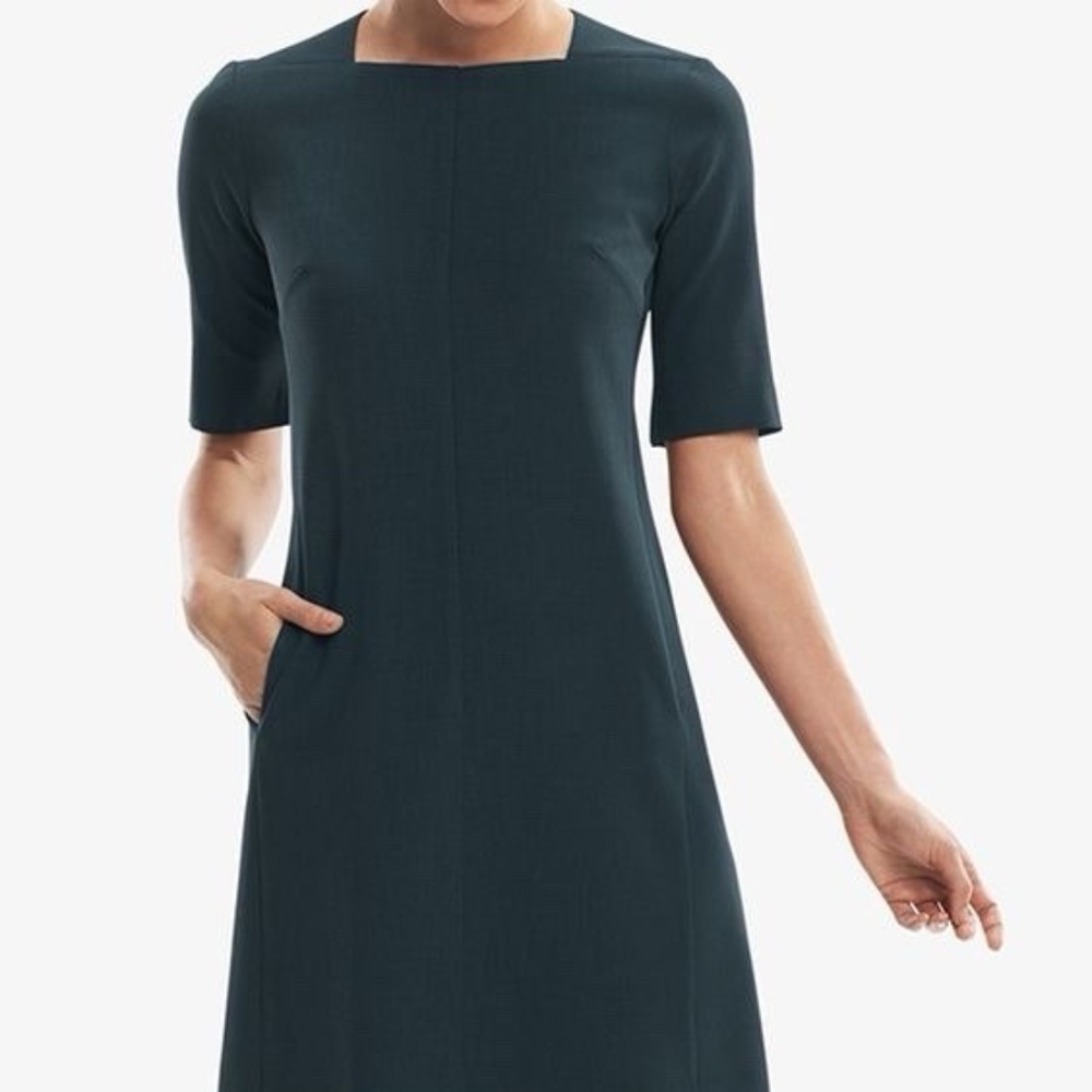 MM Lafleur The Emily Dress, in Emerald Green..Brand-new with Tags, Size 4